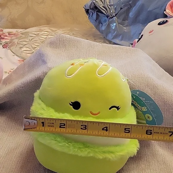 Rare Donnely the green  Macaron - Picture 6 of 7